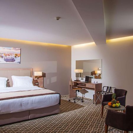 Best Western Premier Plovdiv Hills Exterior photo